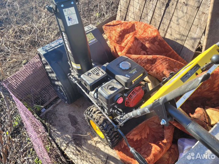 Снегоуборочная машина Huter sgc4000