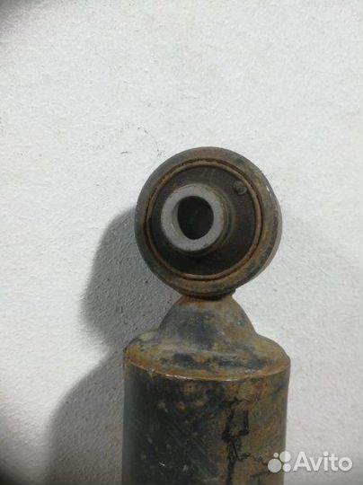 Амортизатор задний задний Toyota Rav4 XA30