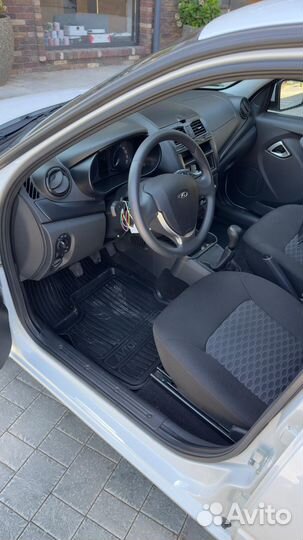 LADA Granta 1.6 МТ, 2023, 6 000 км