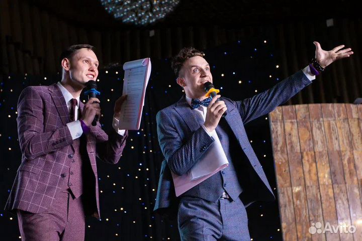 Ведущий выездной регистрации, тамада + Диджей (DJ)