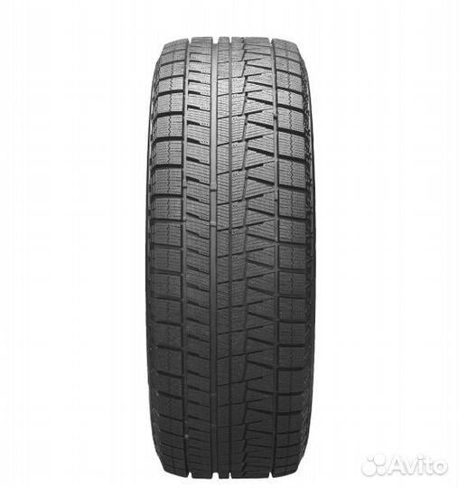 Bridgestone Blizzak Revo GZ 205/60 R16 92S