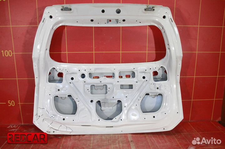 Крышка багажника под камеру и электропривод Toyota