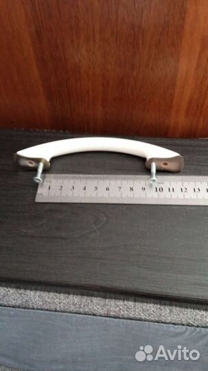 Мебельные ручки пластиковые белые