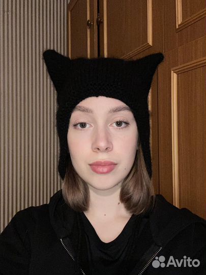 Кото-шапка