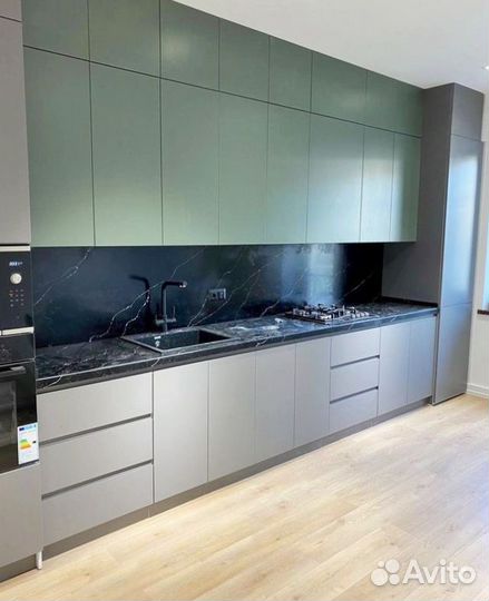 Кухня готовая новая