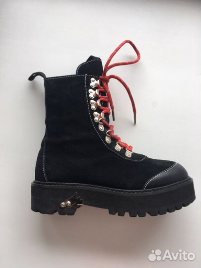 Ботинки женские