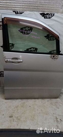 Передняя дверь Ниссан Серена с24