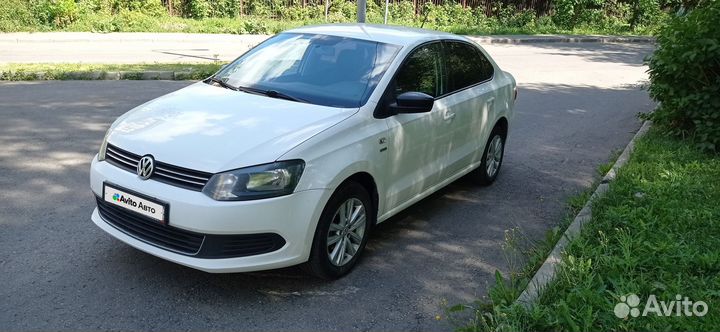 Volkswagen Polo 1.6 AT, 2013, 93 150 км