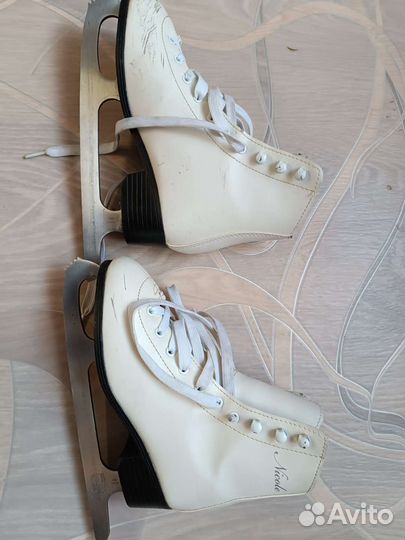 Коньки фигурные