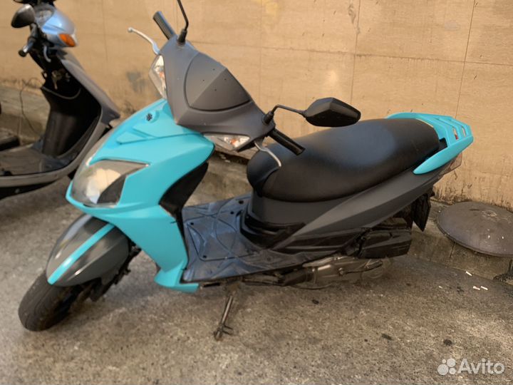 Sym Jet 4