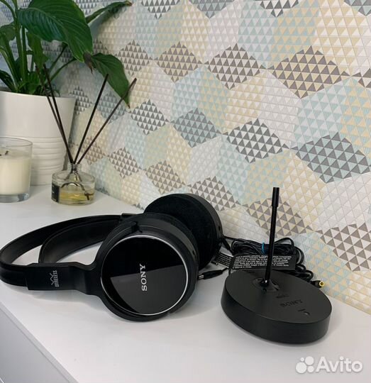 Наушники Sony MDR-RF810R
