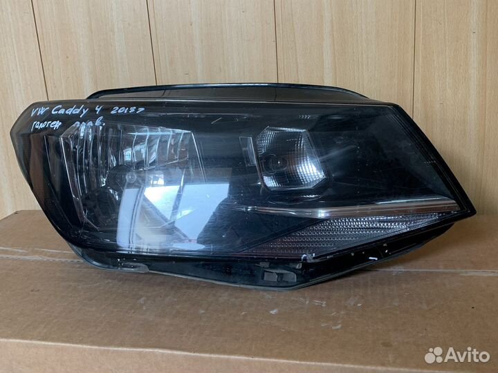 Фара правая VW Caddy 4 2K1941016A