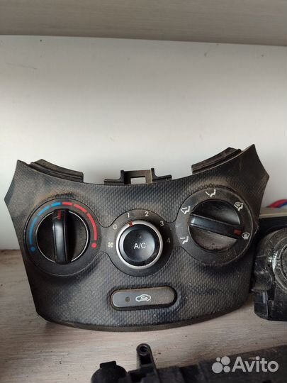 Блок управления печкой климатом Solaris 1 все виды