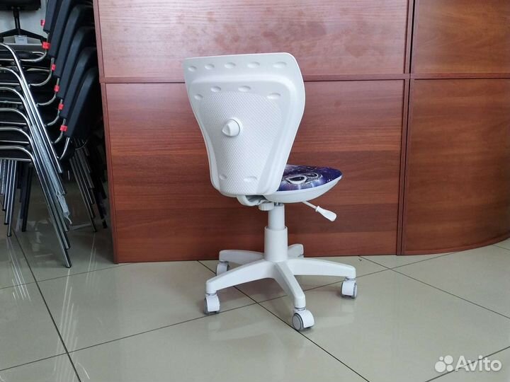 Детское кресло компьютерное