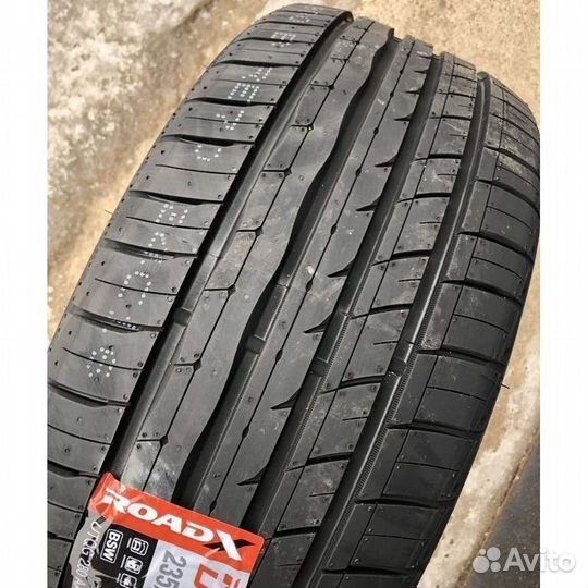 RoadX RXMotion U11 295/35 R21 107Y