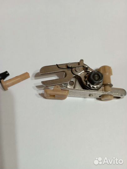 Приставка к бытовой швейной машине зиг-заг