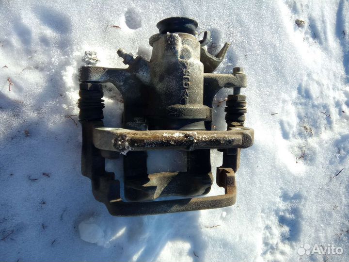 Тормозной суппорт opel mokka 2012-2015