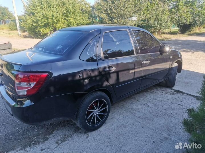 LADA Granta 1.6 МТ, 2012, 150 000 км