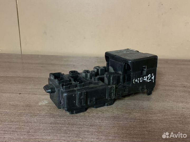 Блок предохранителей Паджеро Спорт