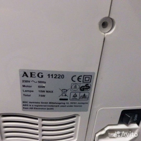 Швейная машина AEG