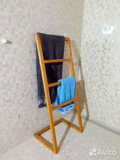 Держатель для полотенец напольный