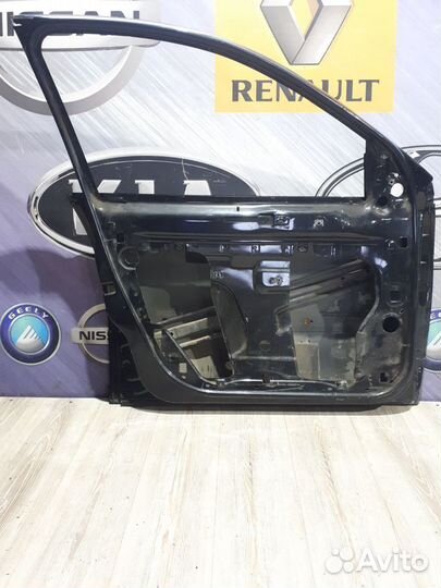 Дверь передняя Renault megane 2 Лев