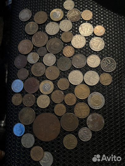 Продаю старые монеты