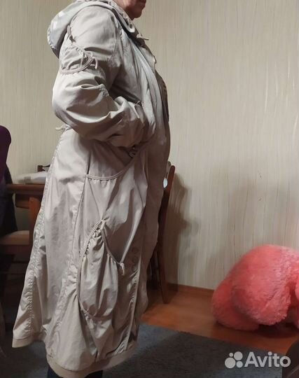 Плащ женский утеплённый
