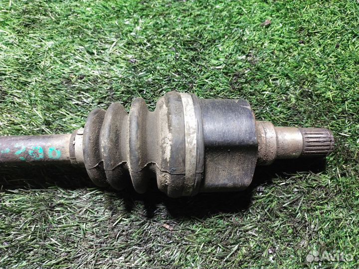 Полуось передняя левая Chevrolet Aveo T200