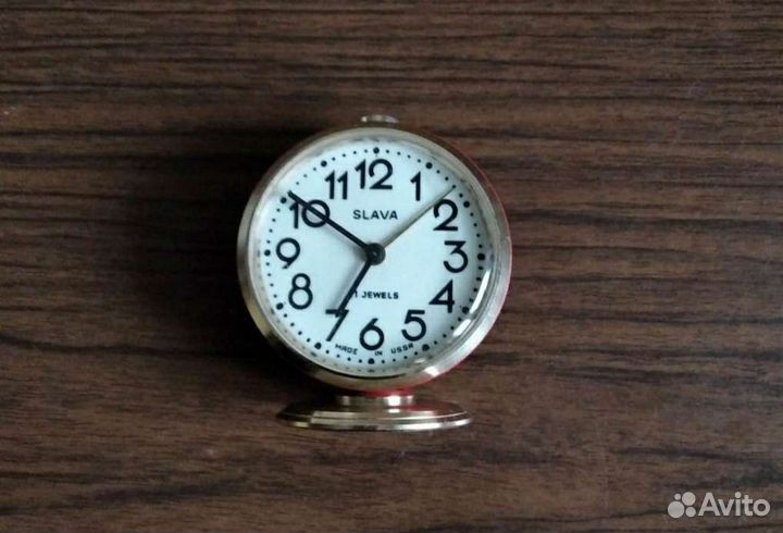 Механические настольные будильники. СССР