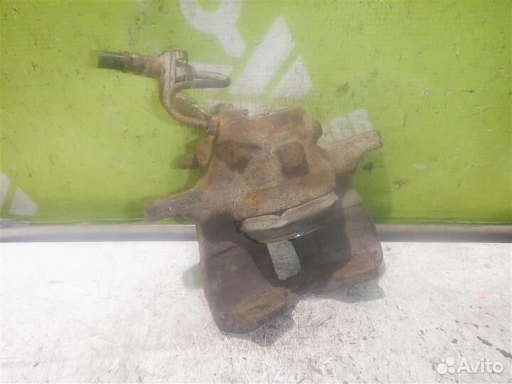 Суппорт передний левый Фольксваген Пассат Б3