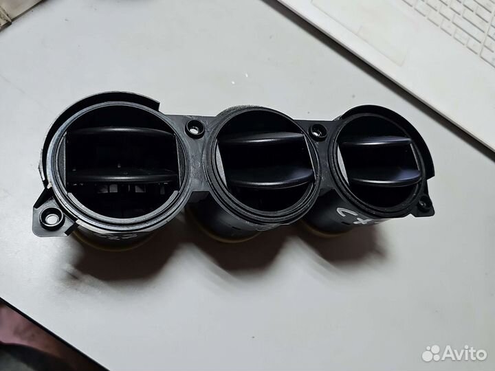 Дефлектор воздуховод печки средний Mazda CX-7