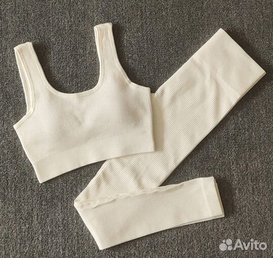 Бесшовный комплект для йоги M (52-62 кг.)