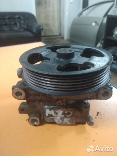 Насос гура Mazda 3 BK 2.3