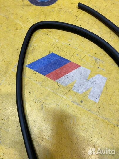 Уплотнитель дверного проема задний правый BMW 3