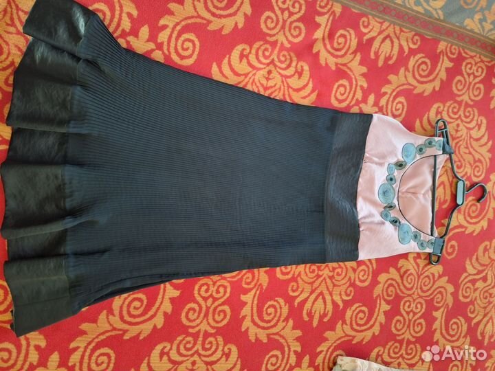 Костюм женский