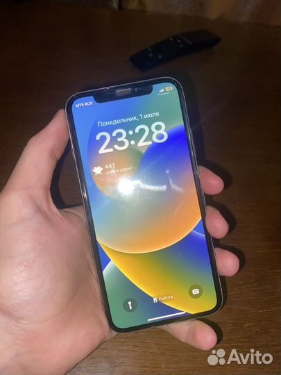 iPhone X, 64 ГБ