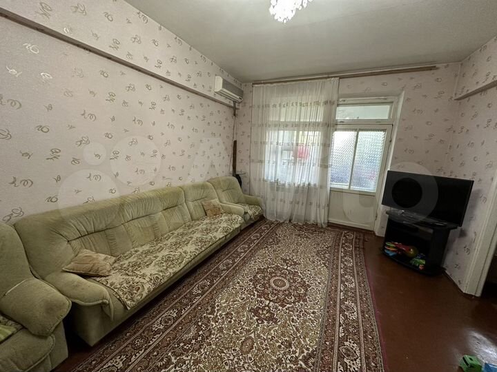 4-к. квартира, 86,5 м², 1/3 эт.