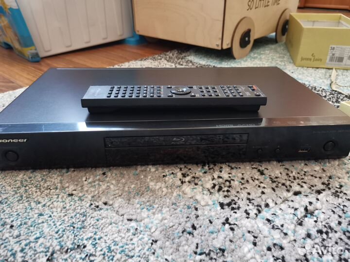 Bluray плеер pioneer BDP-140