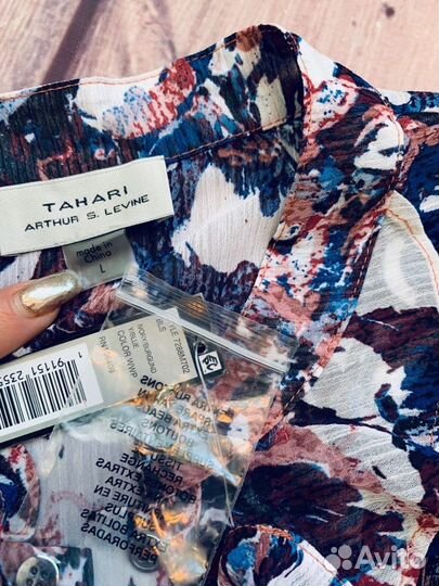 Цветочный нежный топ с жабо от Tahari из США L