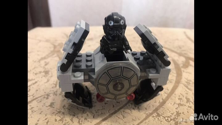 Lego Star Wars 75079 (в подарок Star Wars 75128)