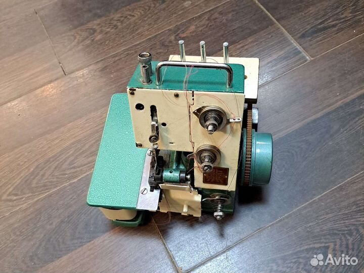 Швейная машинка Тула и оверлок