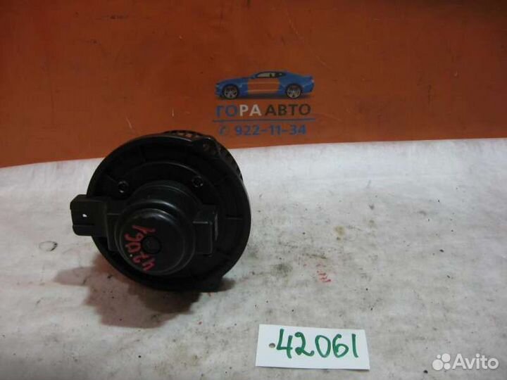 Моторчик отопителя Chevrolet Spark 2005-2010