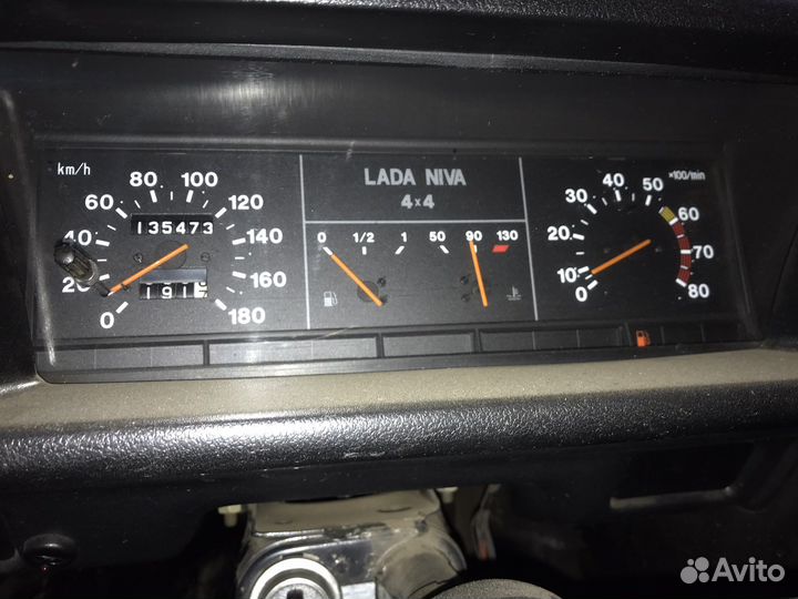 Нива двигатель 21214 с датчиком распредвала 5 г.в