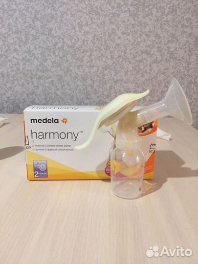 Молокоотсос ручной medela