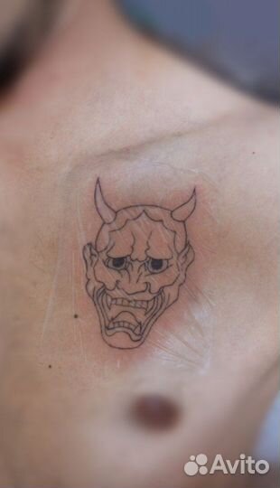 Модель на тату, татуировка