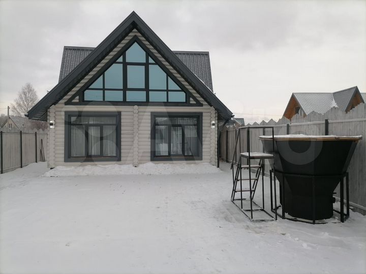 Дом 107 м² на участке 4 сот.