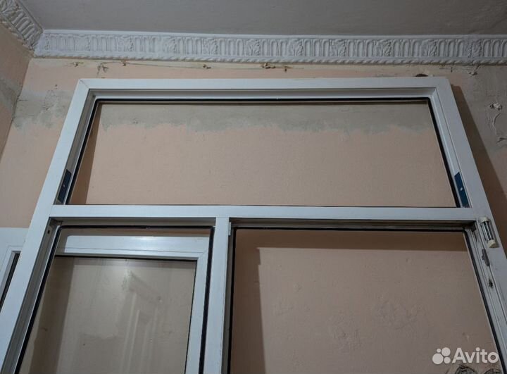 Окно на балкон