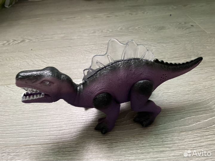 Динозавры игрушки