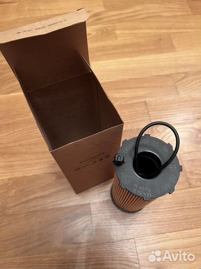 Фильтр масляный vag 057115561M